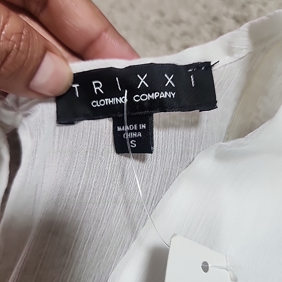 Francesca’s Mi Ami Gianne Godet White  Shiny Lined Wrap Mini Dress | Size Small. - Picture 7 of 12